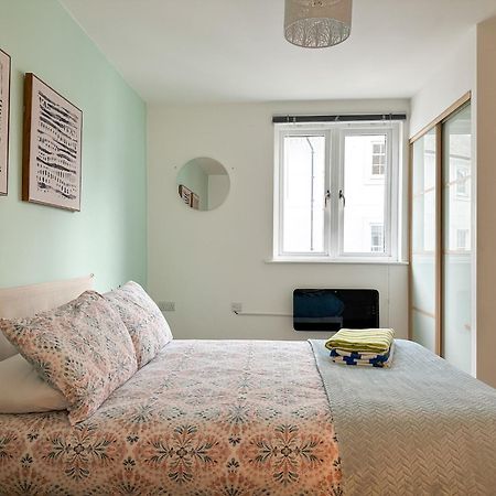Luxury 2 Bedroom City Centre Apartment - Secure Parking - Amazing Location! Canterbury Ngoại thất bức ảnh