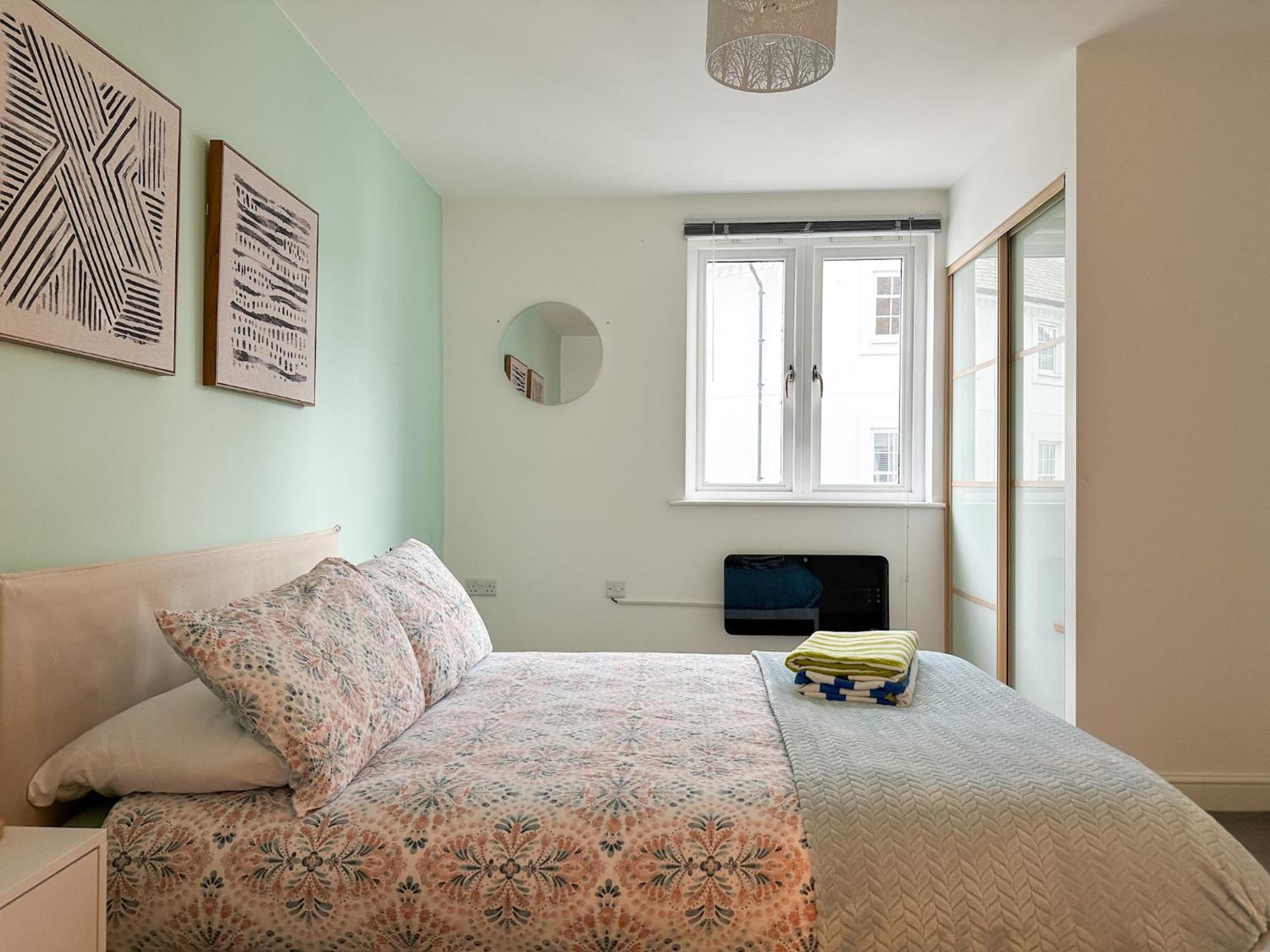 Luxury 2 Bedroom City Centre Apartment - Secure Parking - Amazing Location! Canterbury Ngoại thất bức ảnh
